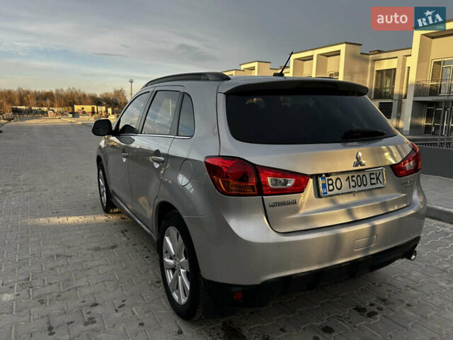 Серый Мицубиси Аутлендер, объемом двигателя 2 л и пробегом 96 тыс. км за 12700 $, фото 6 на Automoto.ua
