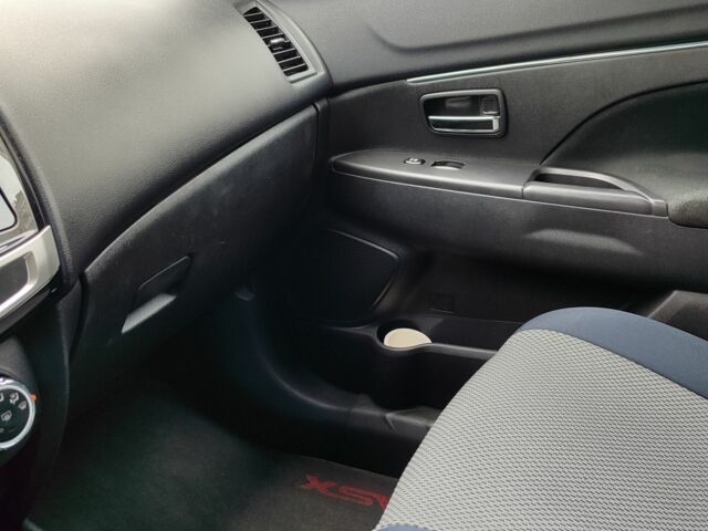 Серый Мицубиси Аутлендер, объемом двигателя 2.4 л и пробегом 132 тыс. км за 12300 $, фото 13 на Automoto.ua