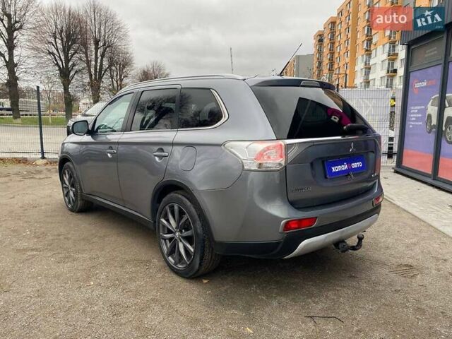 Серый Мицубиси Аутлендер, объемом двигателя 2.3 л и пробегом 262 тыс. км за 16500 $, фото 7 на Automoto.ua