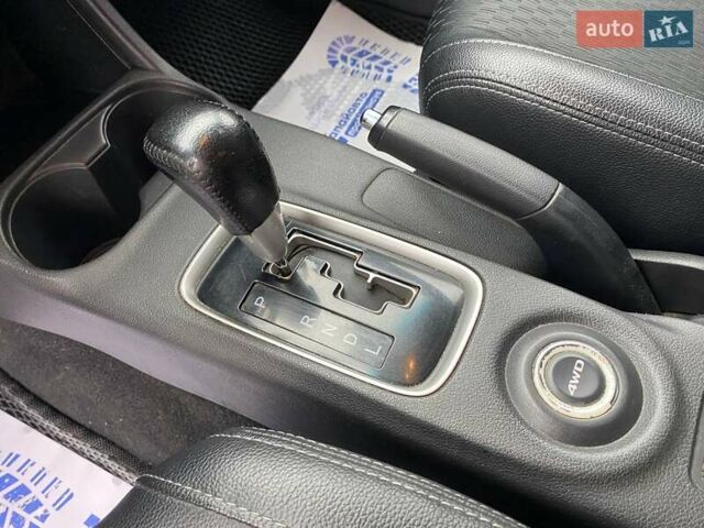 Серый Мицубиси Аутлендер, объемом двигателя 2.3 л и пробегом 262 тыс. км за 16500 $, фото 12 на Automoto.ua