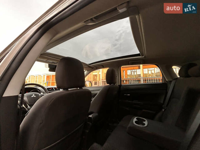 Серый Мицубиси Аутлендер, объемом двигателя 2 л и пробегом 96 тыс. км за 12700 $, фото 9 на Automoto.ua