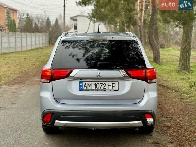Серый Мицубиси Аутлендер, объемом двигателя 2.2 л и пробегом 180 тыс. км за 16499 $, фото 4 на Automoto.ua