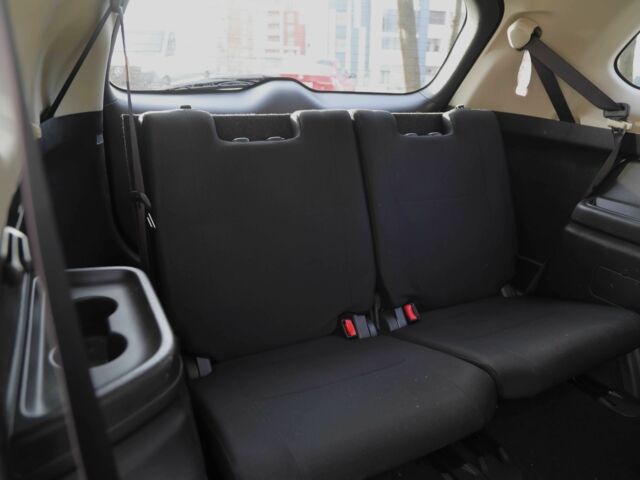 Серый Мицубиси Аутлендер, объемом двигателя 3 л и пробегом 190 тыс. км за 16700 $, фото 8 на Automoto.ua