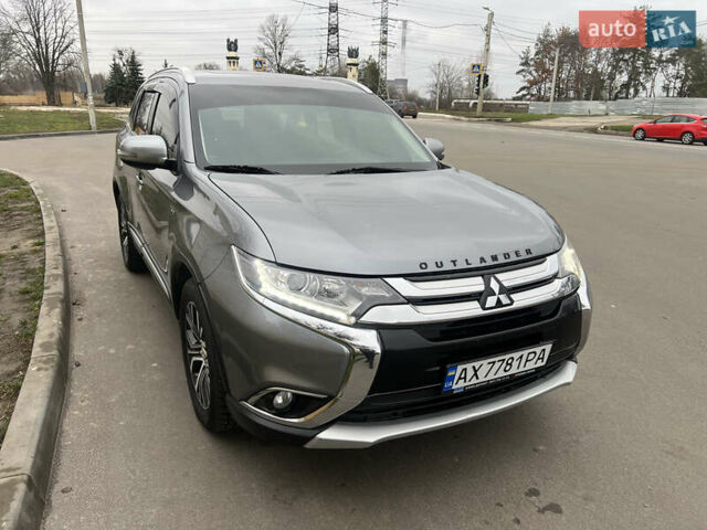 Сірий Міцубісі Аутлендер, об'ємом двигуна 3 л та пробігом 190 тис. км за 16500 $, фото 3 на Automoto.ua