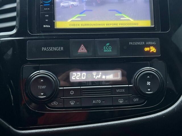 Серый Мицубиси Аутлендер, объемом двигателя 2.4 л и пробегом 205 тыс. км за 13400 $, фото 10 на Automoto.ua