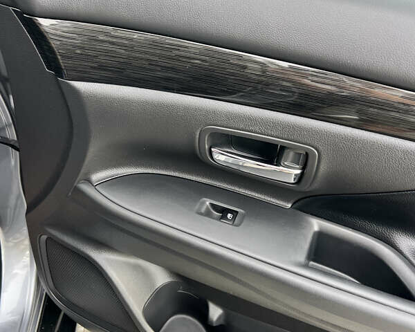 Сірий Міцубісі Аутлендер, об'ємом двигуна 2.27 л та пробігом 210 тис. км за 22000 $, фото 21 на Automoto.ua