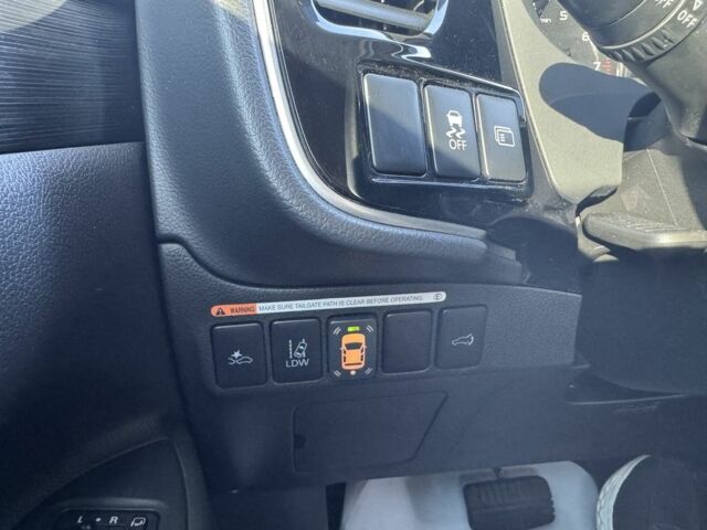 Серый Мицубиси Аутлендер, объемом двигателя 2.4 л и пробегом 125 тыс. км за 17800 $, фото 9 на Automoto.ua