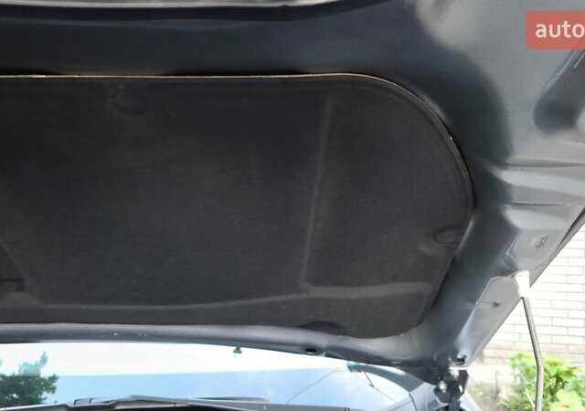 Серый Мицубиси Аутлендер, объемом двигателя 2 л и пробегом 44 тыс. км за 17900 $, фото 70 на Automoto.ua