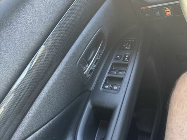 Серый Мицубиси Аутлендер, объемом двигателя 2.4 л и пробегом 125 тыс. км за 17800 $, фото 18 на Automoto.ua