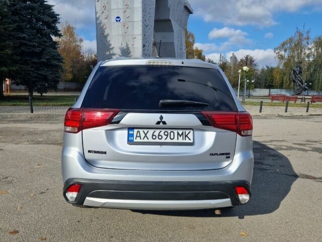 Сірий Міцубісі Аутлендер, об'ємом двигуна 2.4 л та пробігом 224 тис. км за 14599 $, фото 4 на Automoto.ua