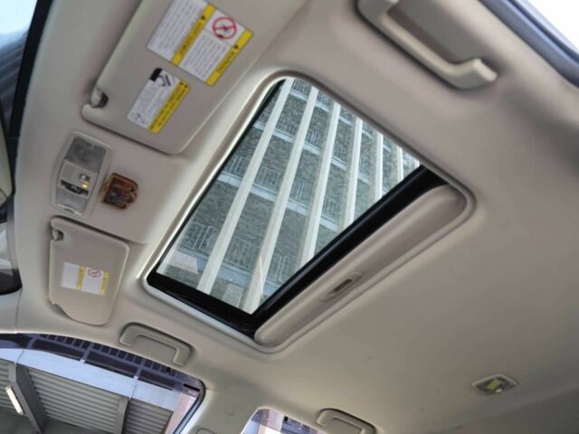 Серый Мицубиси Аутлендер, объемом двигателя 3 л и пробегом 190 тыс. км за 16700 $, фото 20 на Automoto.ua