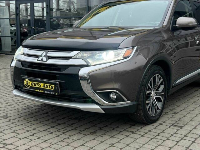 Серый Мицубиси Аутлендер, объемом двигателя 2.4 л и пробегом 160 тыс. км за 14900 $, фото 17 на Automoto.ua