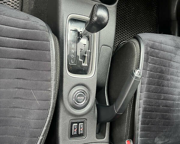 Сірий Міцубісі Аутлендер, об'ємом двигуна 3 л та пробігом 190 тис. км за 16500 $, фото 12 на Automoto.ua