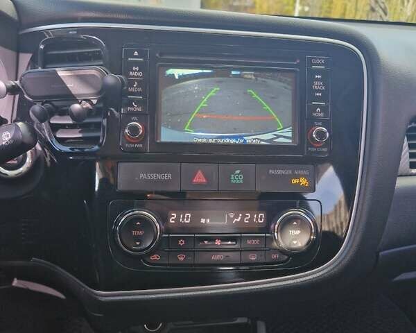 Міцубісі Аутлендер 2016 у Харкові на Automoto.ua Сірий Міцубісі Аутлендер, об'ємом двигуна 2.36 л та пробігом 224 тис. км за 14599 $, фото 11 на Automoto.ua