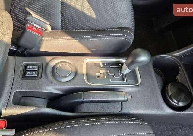 Серый Мицубиси Аутлендер, объемом двигателя 2 л и пробегом 44 тыс. км за 17900 $, фото 46 на Automoto.ua