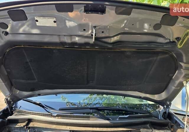 Серый Мицубиси Аутлендер, объемом двигателя 2 л и пробегом 44 тыс. км за 17900 $, фото 56 на Automoto.ua