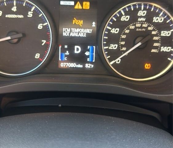 Серый Мицубиси Аутлендер, объемом двигателя 2.4 л и пробегом 125 тыс. км за 17800 $, фото 8 на Automoto.ua