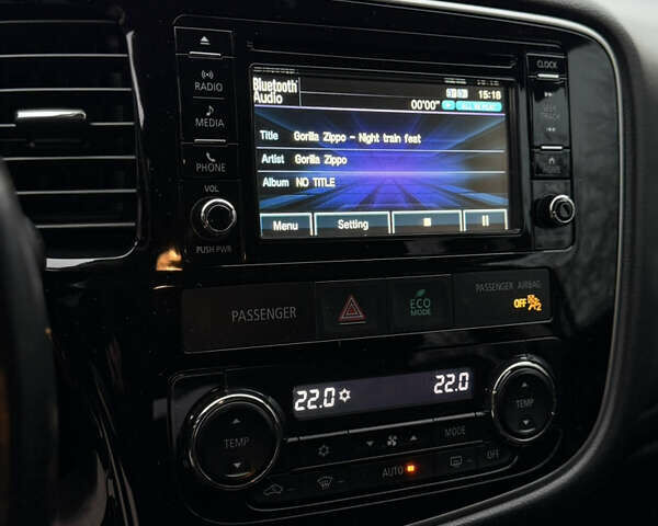 Серый Мицубиси Аутлендер, объемом двигателя 2.4 л и пробегом 148 тыс. км за 12500 $, фото 12 на Automoto.ua