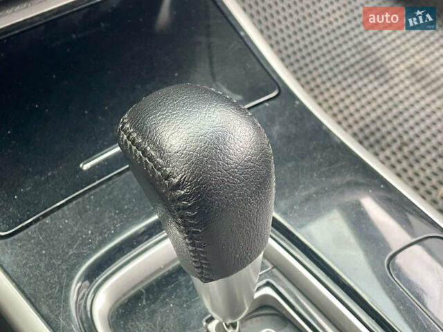 Серый Мицубиси Аутлендер, объемом двигателя 2.4 л и пробегом 213 тыс. км за 13999 $, фото 94 на Automoto.ua