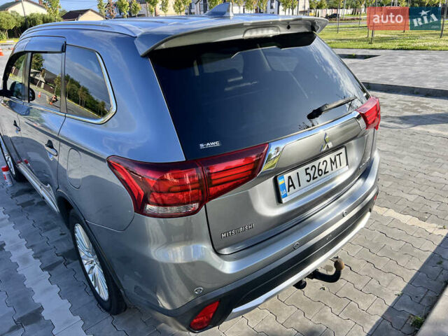Сірий Міцубісі Аутлендер, об'ємом двигуна 2.27 л та пробігом 210 тис. км за 22000 $, фото 18 на Automoto.ua