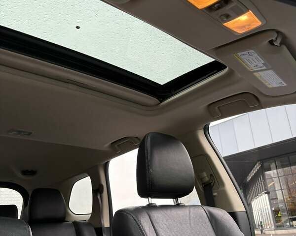 Сірий Міцубісі Аутлендер, об'ємом двигуна 3 л та пробігом 214 тис. км за 16000 $, фото 10 на Automoto.ua