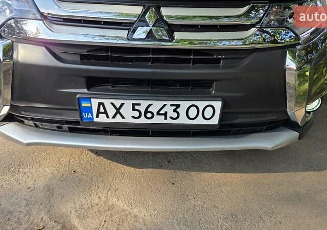 Серый Мицубиси Аутлендер, объемом двигателя 2 л и пробегом 44 тыс. км за 17900 $, фото 12 на Automoto.ua