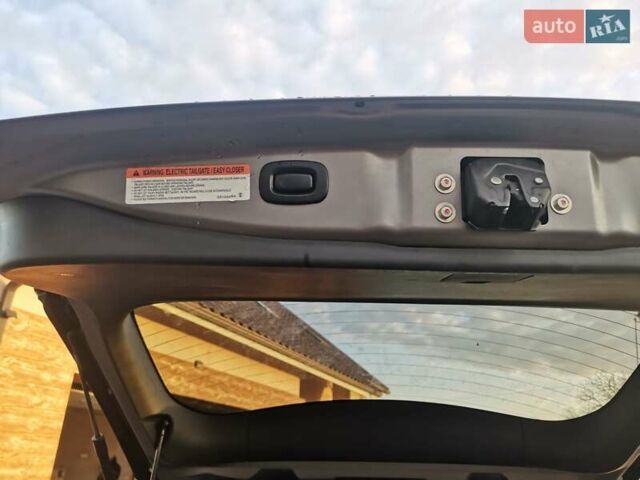 Серый Мицубиси Аутлендер, объемом двигателя 2.3 л и пробегом 130 тыс. км за 16500 $, фото 21 на Automoto.ua