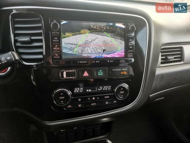 Серый Мицубиси Аутлендер, объемом двигателя 2.3 л и пробегом 130 тыс. км за 16500 $, фото 12 на Automoto.ua