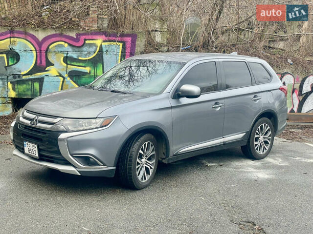 Серый Мицубиси Аутлендер, объемом двигателя 2.4 л и пробегом 213 тыс. км за 13999 $, фото 9 на Automoto.ua