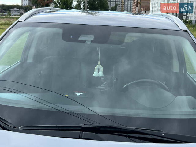 Сірий Міцубісі Аутлендер, об'ємом двигуна 2.27 л та пробігом 210 тис. км за 22000 $, фото 10 на Automoto.ua