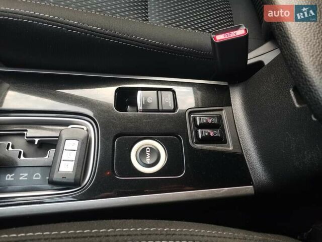 Серый Мицубиси Аутлендер, объемом двигателя 2.3 л и пробегом 130 тыс. км за 16500 $, фото 11 на Automoto.ua