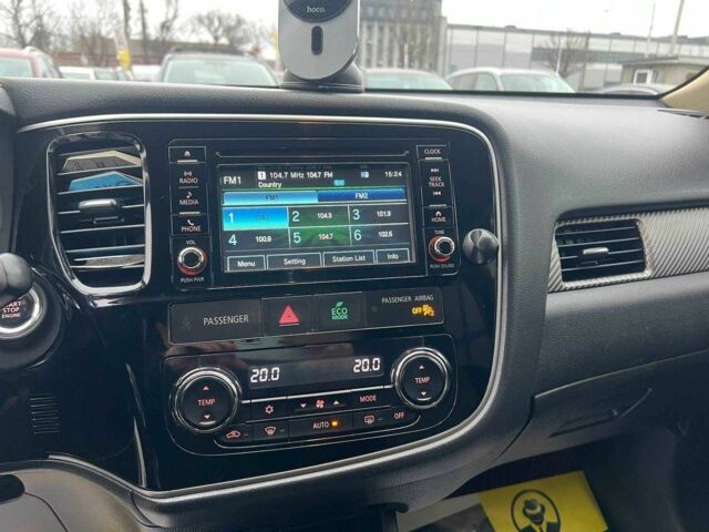 Серый Мицубиси Аутлендер, объемом двигателя 2.4 л и пробегом 160 тыс. км за 14900 $, фото 11 на Automoto.ua