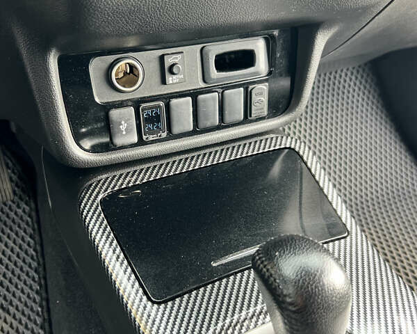 Сірий Міцубісі Аутлендер, об'ємом двигуна 2.27 л та пробігом 210 тис. км за 22000 $, фото 30 на Automoto.ua