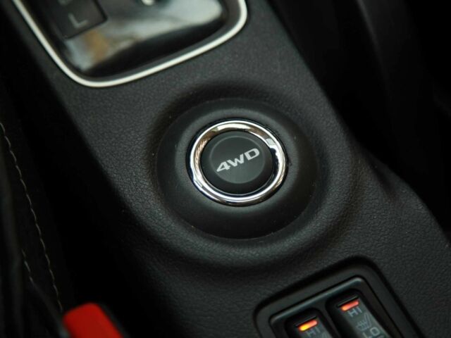 Серый Мицубиси Аутлендер, объемом двигателя 3 л и пробегом 190 тыс. км за 16700 $, фото 19 на Automoto.ua