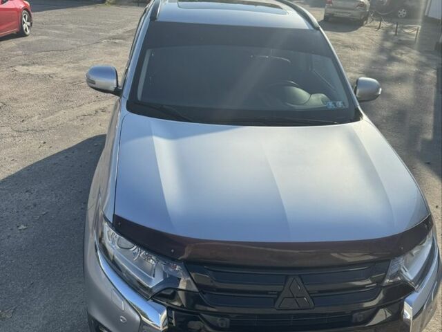 Серый Мицубиси Аутлендер, объемом двигателя 2.4 л и пробегом 125 тыс. км за 17800 $, фото 21 на Automoto.ua