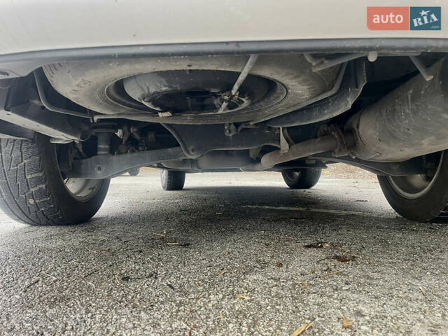 Серый Мицубиси Аутлендер, объемом двигателя 2.4 л и пробегом 213 тыс. км за 13999 $, фото 11 на Automoto.ua