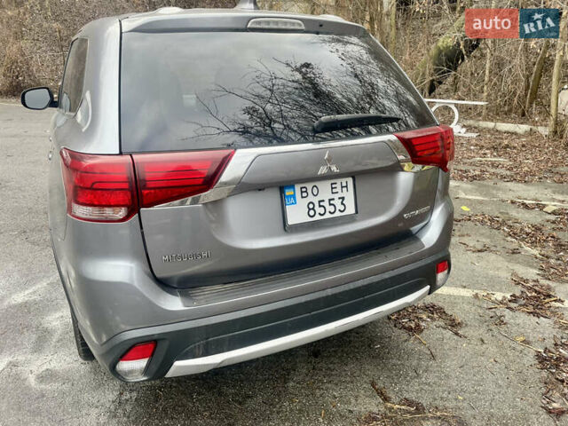 Серый Мицубиси Аутлендер, объемом двигателя 2.4 л и пробегом 213 тыс. км за 13999 $, фото 14 на Automoto.ua