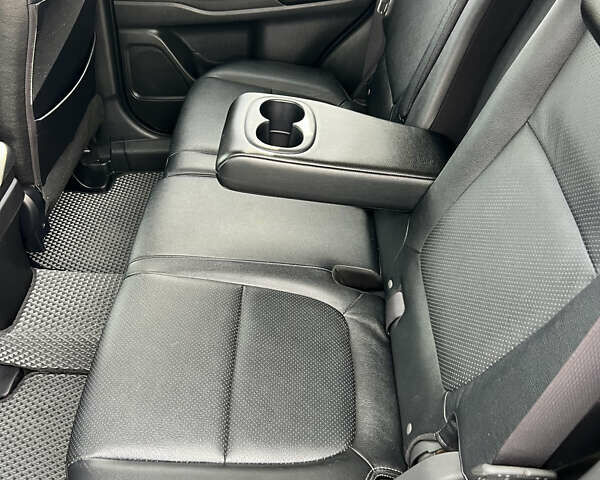 Сірий Міцубісі Аутлендер, об'ємом двигуна 2.27 л та пробігом 210 тис. км за 22000 $, фото 50 на Automoto.ua