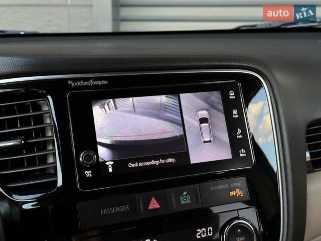 Серый Мицубиси Аутлендер, объемом двигателя 2.36 л и пробегом 145 тыс. км за 17500 $, фото 35 на Automoto.ua