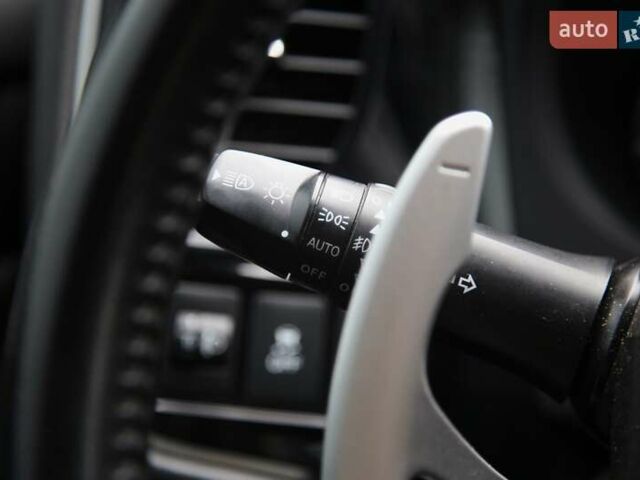 Серый Мицубиси Аутлендер, объемом двигателя 3 л и пробегом 195 тыс. км за 16900 $, фото 19 на Automoto.ua