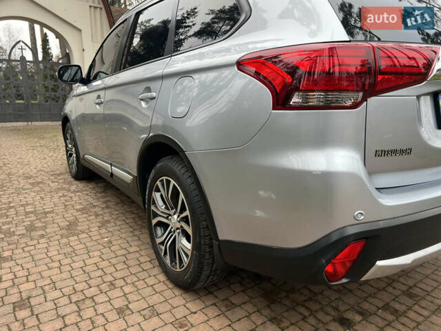 Серый Мицубиси Аутлендер, объемом двигателя 2.4 л и пробегом 189 тыс. км за 16950 $, фото 29 на Automoto.ua