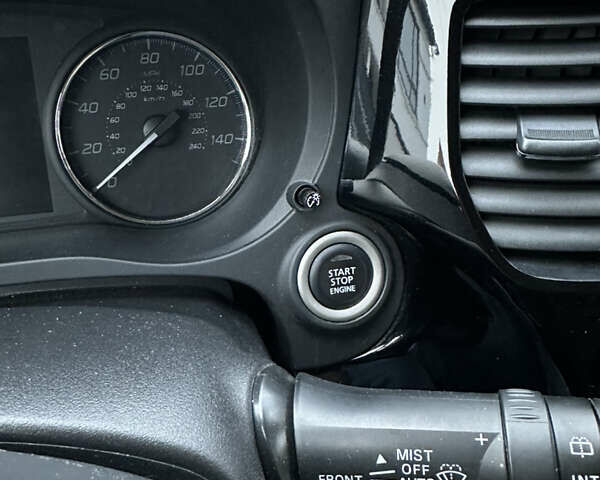 Сірий Міцубісі Аутлендер, об'ємом двигуна 2.36 л та пробігом 48 тис. км за 18000 $, фото 14 на Automoto.ua