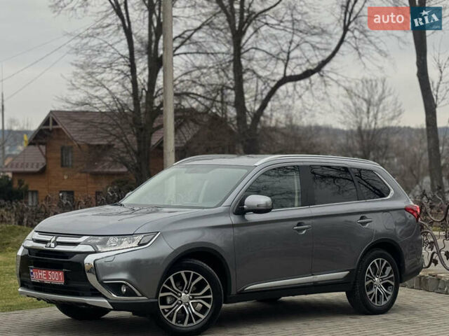 Серый Мицубиси Аутлендер, объемом двигателя 2.2 л и пробегом 152 тыс. км за 17800 $, фото 7 на Automoto.ua