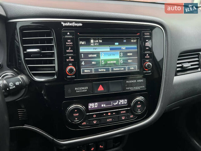 Серый Мицубиси Аутлендер, объемом двигателя 2.4 л и пробегом 189 тыс. км за 16950 $, фото 121 на Automoto.ua