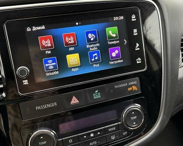 Сірий Міцубісі Аутлендер, об'ємом двигуна 2.36 л та пробігом 86 тис. км за 17000 $, фото 25 на Automoto.ua