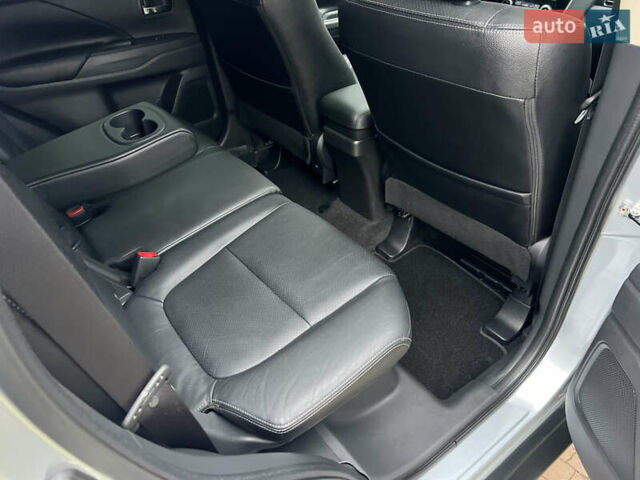 Серый Мицубиси Аутлендер, объемом двигателя 2.4 л и пробегом 189 тыс. км за 16950 $, фото 91 на Automoto.ua