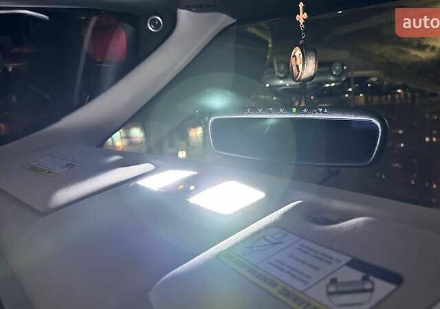 Серый Мицубиси Аутлендер, объемом двигателя 3 л и пробегом 130 тыс. км за 16750 $, фото 33 на Automoto.ua