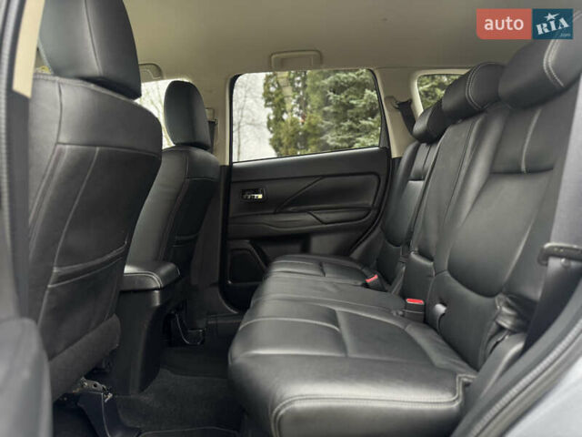 Серый Мицубиси Аутлендер, объемом двигателя 2.2 л и пробегом 152 тыс. км за 17800 $, фото 87 на Automoto.ua