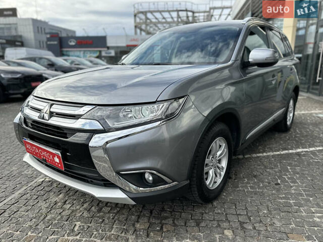 Мицубиси Аутлендер 2017 в Днепре (Днепропетровске) на Automoto.ua Серый Мицубиси Аутлендер, объемом двигателя 2 л и пробегом 103 тыс. км за 16990 $, фото 6 на Automoto.ua