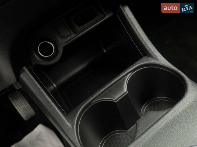 Серый Мицубиси Аутлендер, объемом двигателя 2.2 л и пробегом 152 тыс. км за 17800 $, фото 64 на Automoto.ua